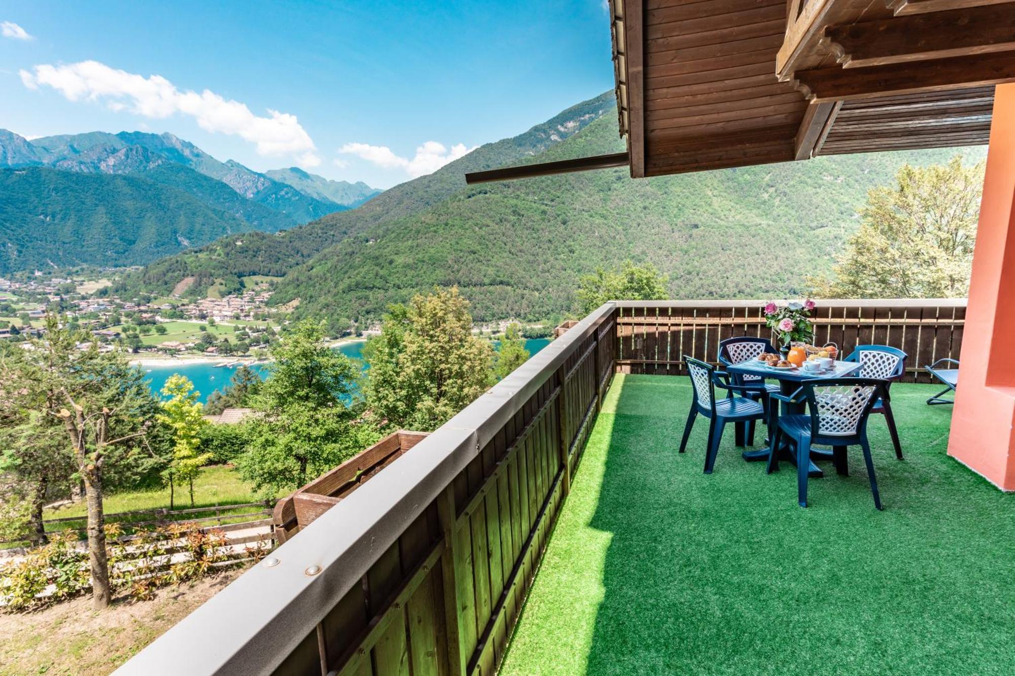 Le Terrazze Sul Lago - Ledro House Pieve Di Ledro Phòng bức ảnh